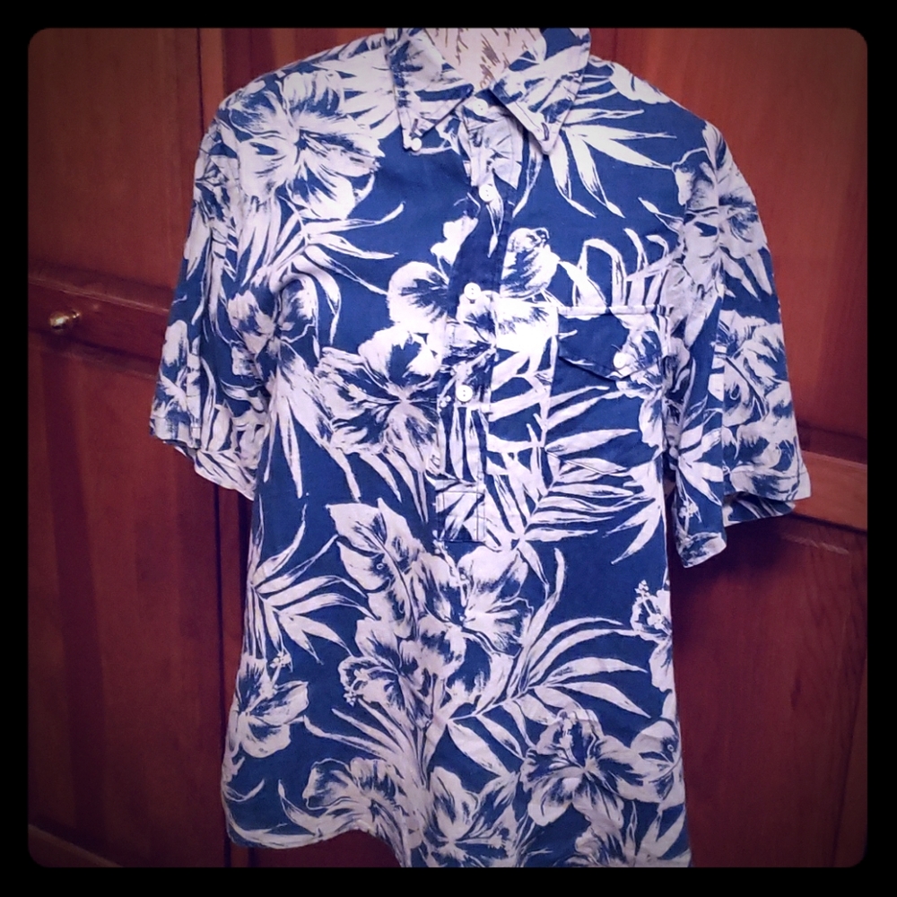 Ralph Lauren Hawaiian shirt- half button
